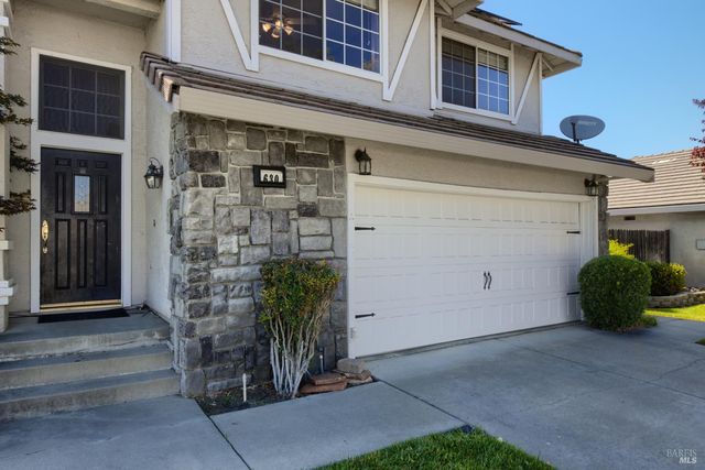 630 Harvard Ave, Vacaville, CA 95687