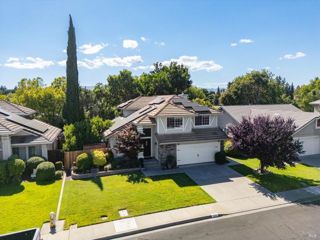 630 Harvard Ave, Vacaville, CA 95687