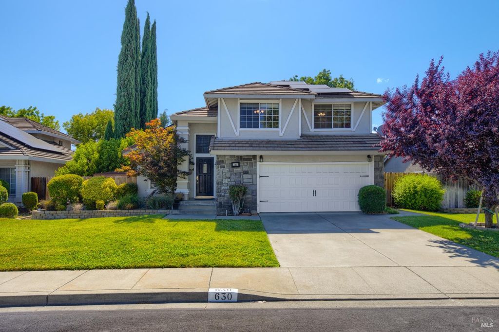 630 Harvard Ave, Vacaville, CA 95687