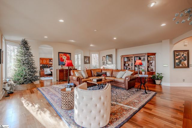 10 Spring Creek Trail, Landrum, SC 29356