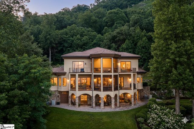 10 Spring Creek Trail, Landrum, SC 29356