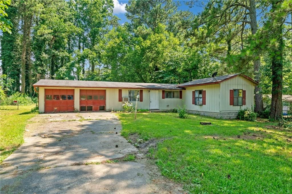 4235 Apache SE Drive, Acworth, GA 30102