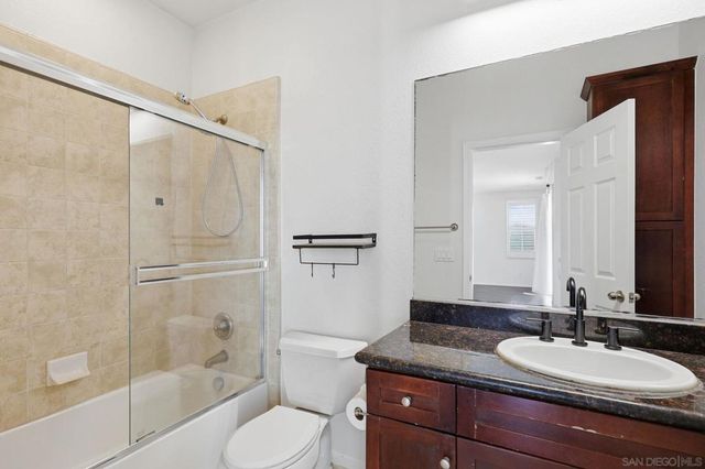 2661 Shadowbrook, San Marcos, CA 92078