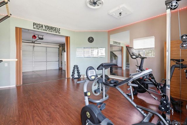 2661 Shadowbrook, San Marcos, CA 92078