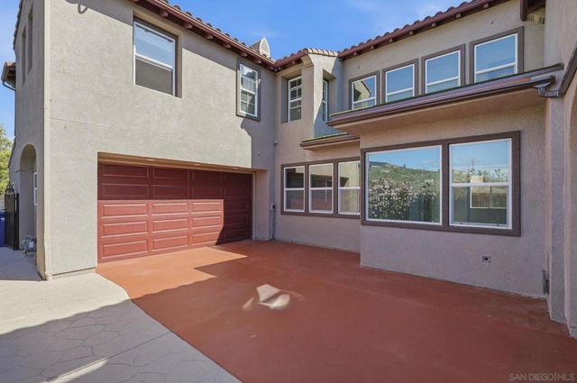 2661 Shadowbrook, San Marcos, CA 92078