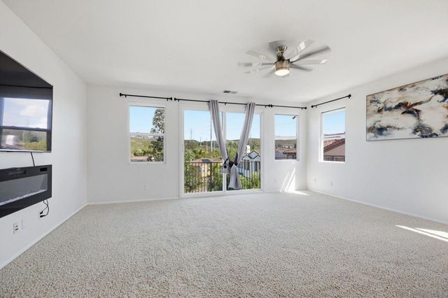 2661 Shadowbrook, San Marcos, CA 92078