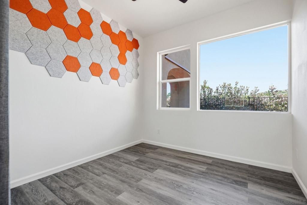 Image 25 of property listing at 2661 Shadowbrook, San Marcos, CA 92078