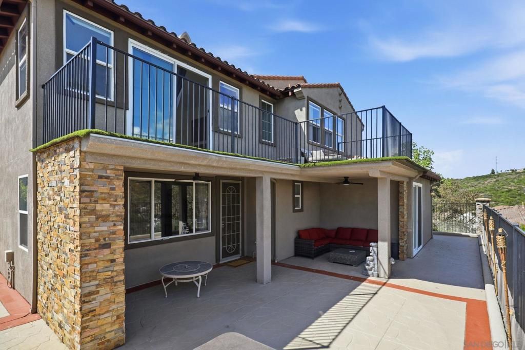 Image 26 of property listing at 2661 Shadowbrook, San Marcos, CA 92078