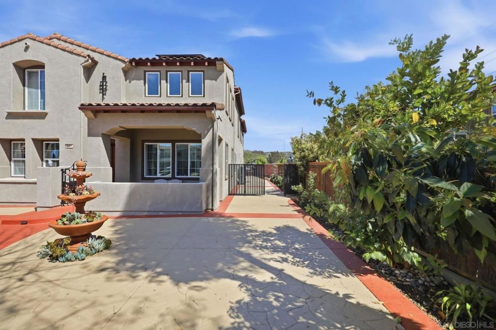 Image 35 of property listing at 2661 Shadowbrook, San Marcos, CA 92078