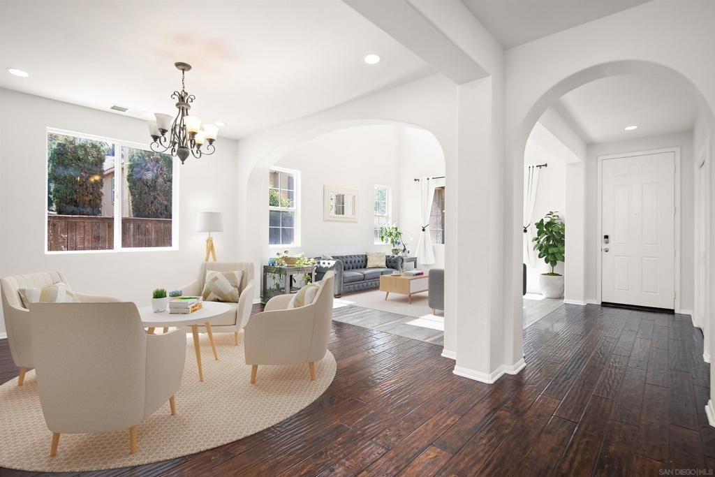 Image 4 of property listing at 2661 Shadowbrook, San Marcos, CA 92078