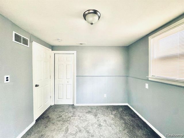 184 DICKINSON Street, Mt. Clemens, MI 48043