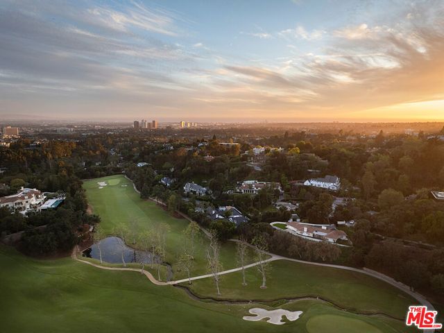 10985 Bellagio Road, Los Angeles, CA 90077