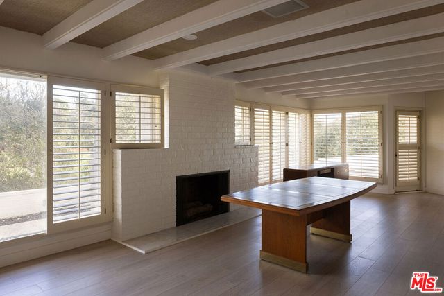 10985 Bellagio Road, Los Angeles, CA 90077