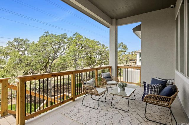 206 Navarro, Boerne, TX 78006