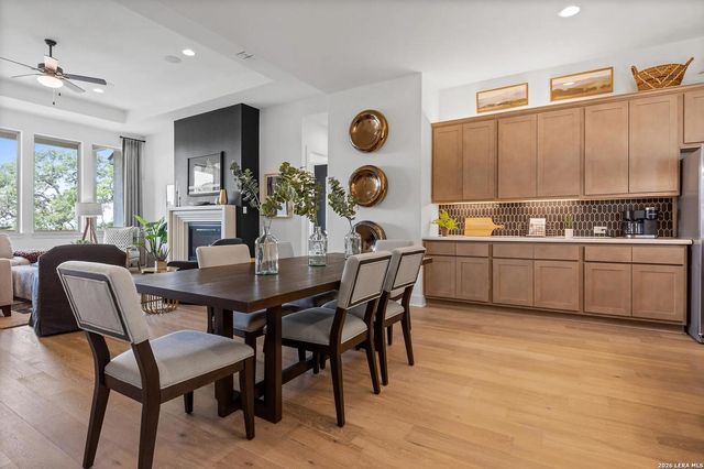 206 Navarro, Boerne, TX 78006