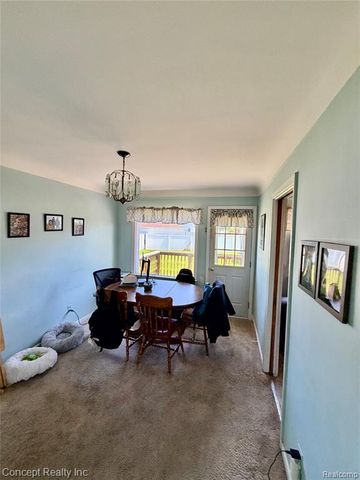 3645 Syckelmoore Street, Trenton, MI 48183
