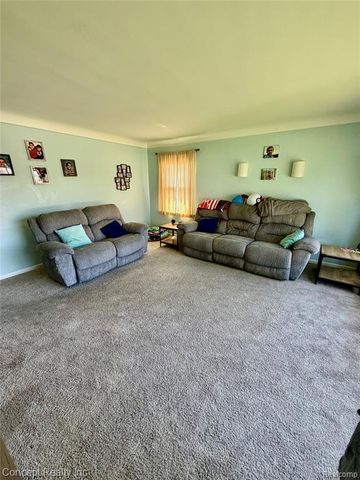 3645 Syckelmoore Street, Trenton, MI 48183