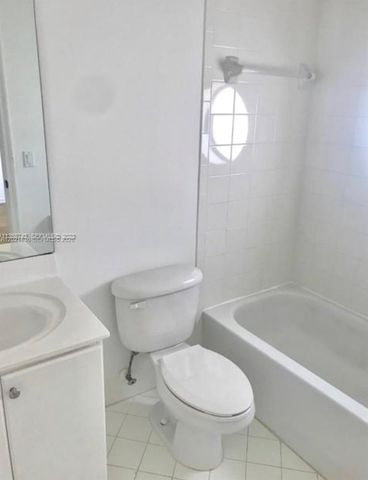 22631 SW 88th Place 518, Cutler Bay, FL 33190