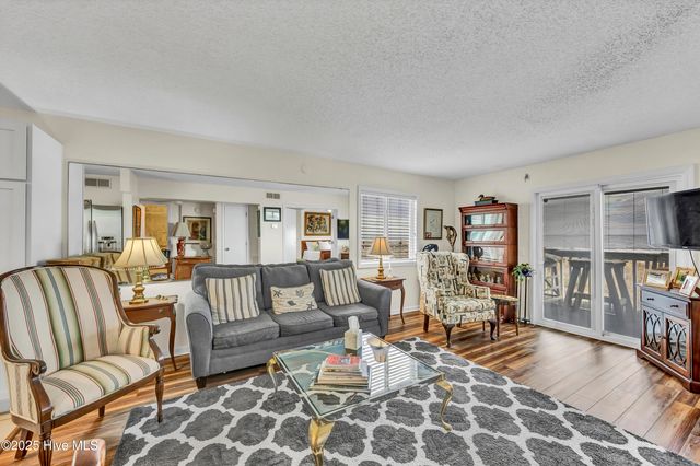 115 Carolina Beach Avenue S Unit 1a, Carolina Beach, NC 28428
