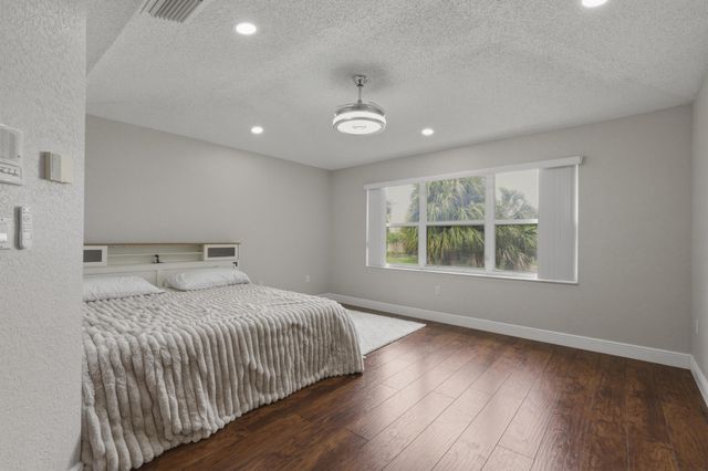 4839 NW 55th Drive, Coconut Creek, FL 33073