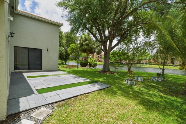 4839 NW 55th Drive, Coconut Creek, FL 33073