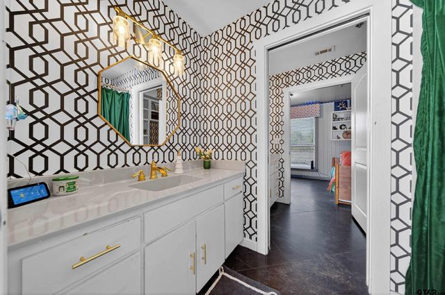 20767 County Road 419, Tyler, TX 75704