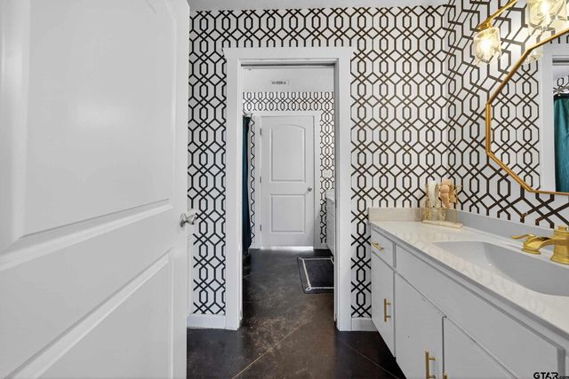 20767 County Road 419, Tyler, TX 75704