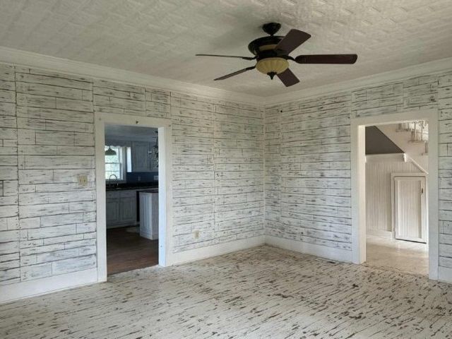 220 Collier Ln, Rock Island, TN 38581