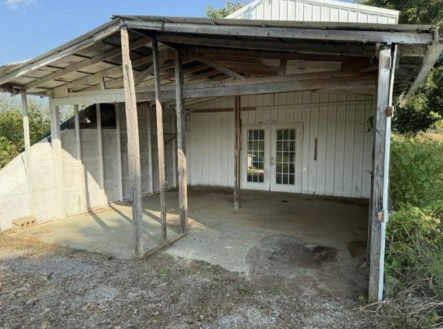 220 Collier Ln, Rock Island, TN 38581