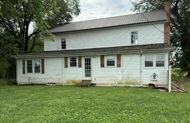 220 Collier Ln, Rock Island, TN 38581