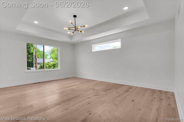 2444 Benjamin Avenue, Royal Oak, MI 48073