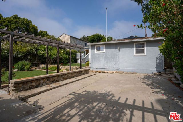 1212 Pine Street, Santa Monica, CA 90405