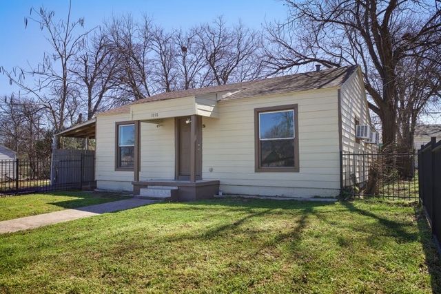 1112 E Ramsey Avenue, Fort Worth, TX 76104