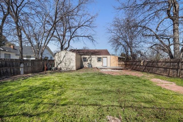 1112 E Ramsey Avenue, Fort Worth, TX 76104