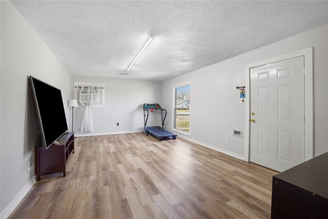 1112 E Ramsey Avenue, Fort Worth, TX 76104