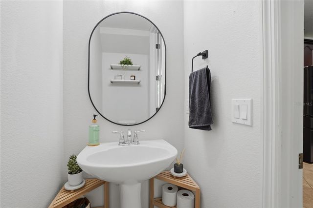 1813 GARDEN SAGE DRIVE, Oviedo, FL 32765