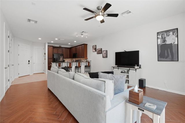 1813 GARDEN SAGE DRIVE, Oviedo, FL 32765