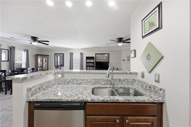 203 Westover Ave Apt 201, Norfolk, VA 23507