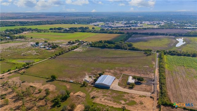11791 Kinney Road, Atascosa, TX 78002
