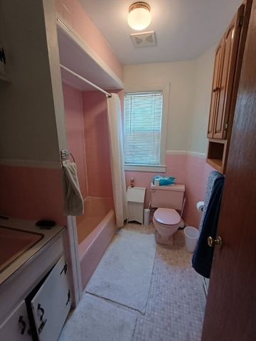 26 Leonard St 26, Woburn, MA 01801
