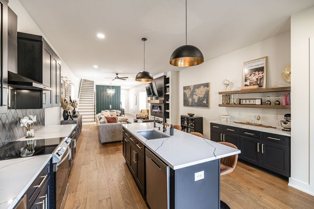 2109A Courtney Ave, Nashville, TN 37218