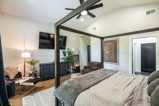 2109A Courtney Ave, Nashville, TN 37218