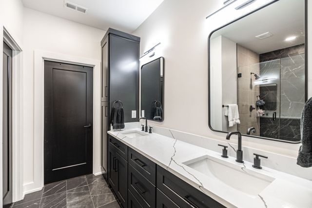2109A Courtney Ave, Nashville, TN 37218