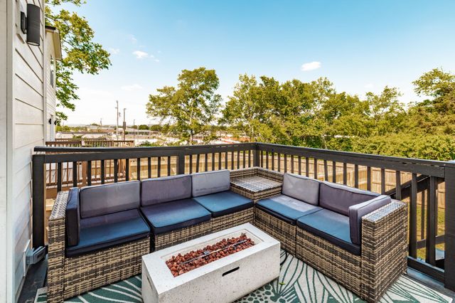 2109A Courtney Ave, Nashville, TN 37218