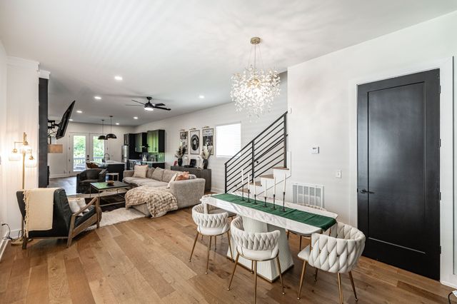 2109A Courtney Ave, Nashville, TN 37218