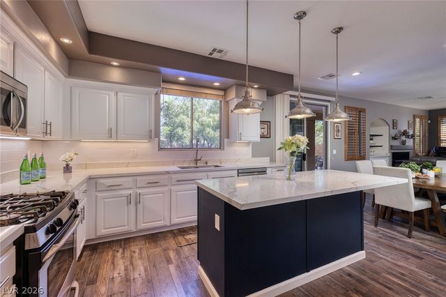 4174 Santo Willow Avenue, Las Vegas, NV 89141