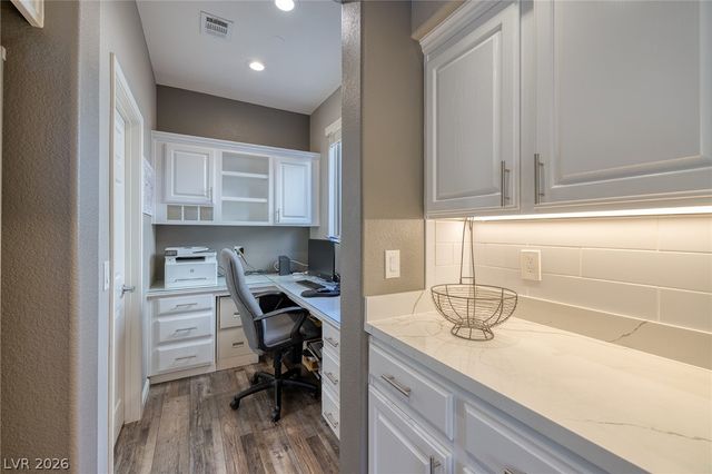 4174 Santo Willow Avenue, Las Vegas, NV 89141