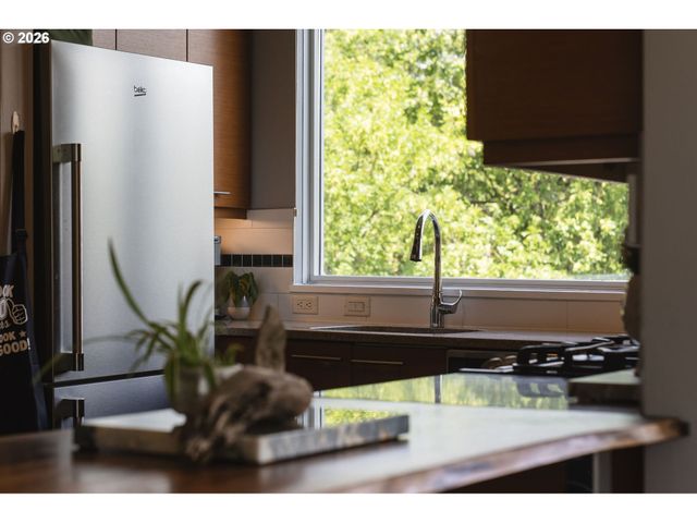 1500 Sw 11TH Ave 307, Portland, OR 97201