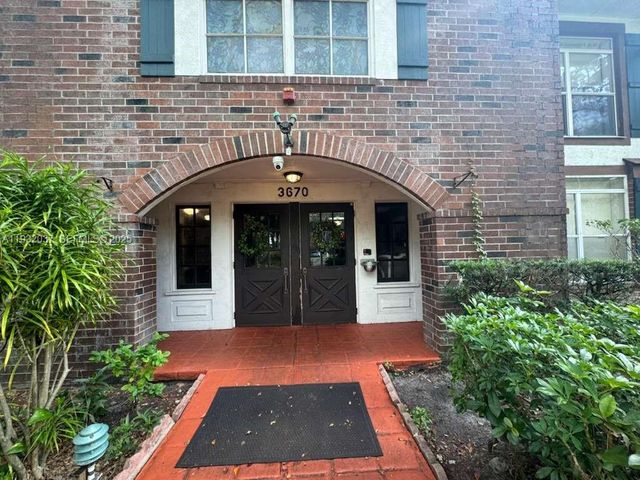 3670 Inverrary Dr 3S, Lauderhill, FL 33319