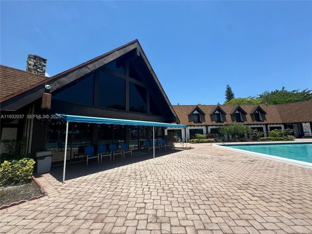 3670 Inverrary Dr 3S, Lauderhill, FL 33319